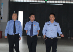 桃源县检察院检察长鲁斌深入桃源县看守所开展安全防范检察